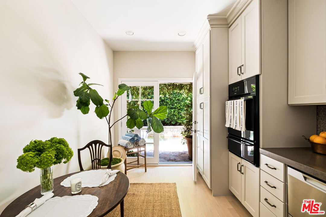 8971 Norma Pl, West Hollywood