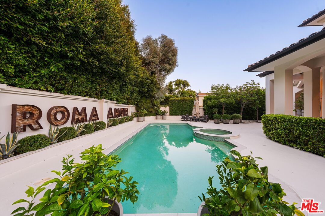 607 26th St, Santa Monica