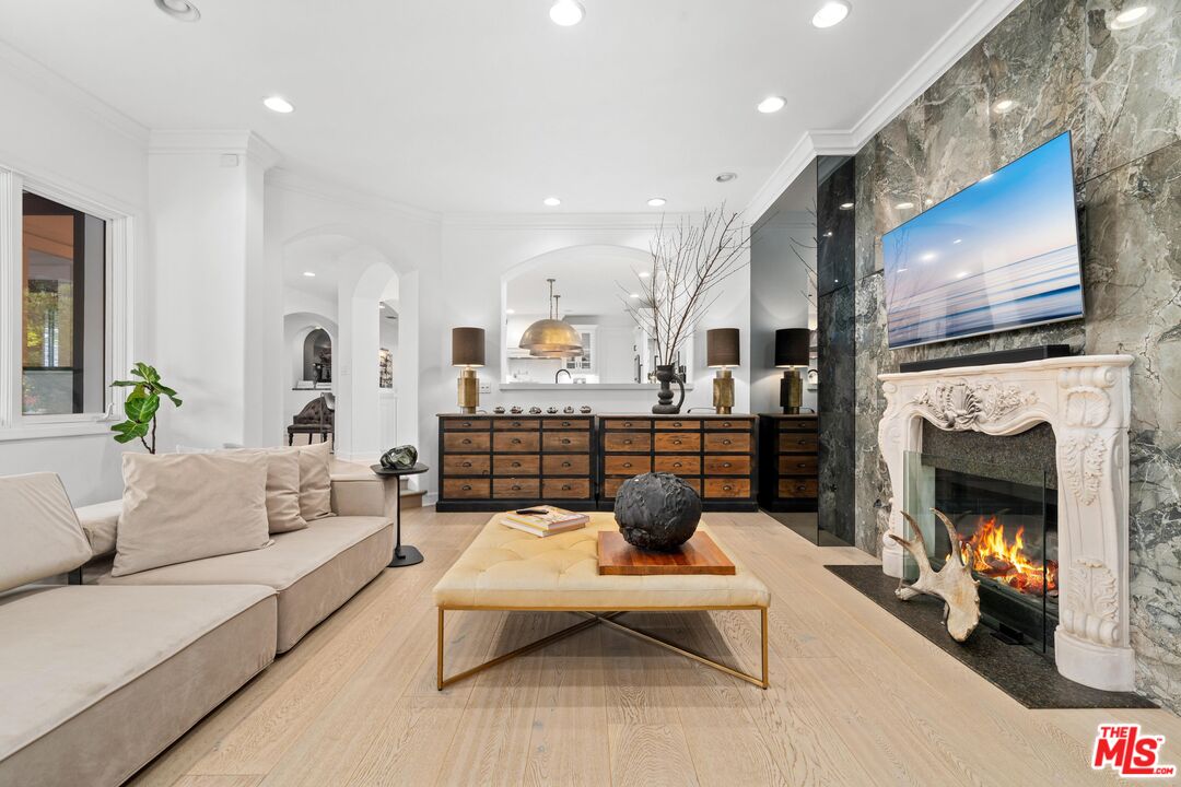 607 26th St, Santa Monica