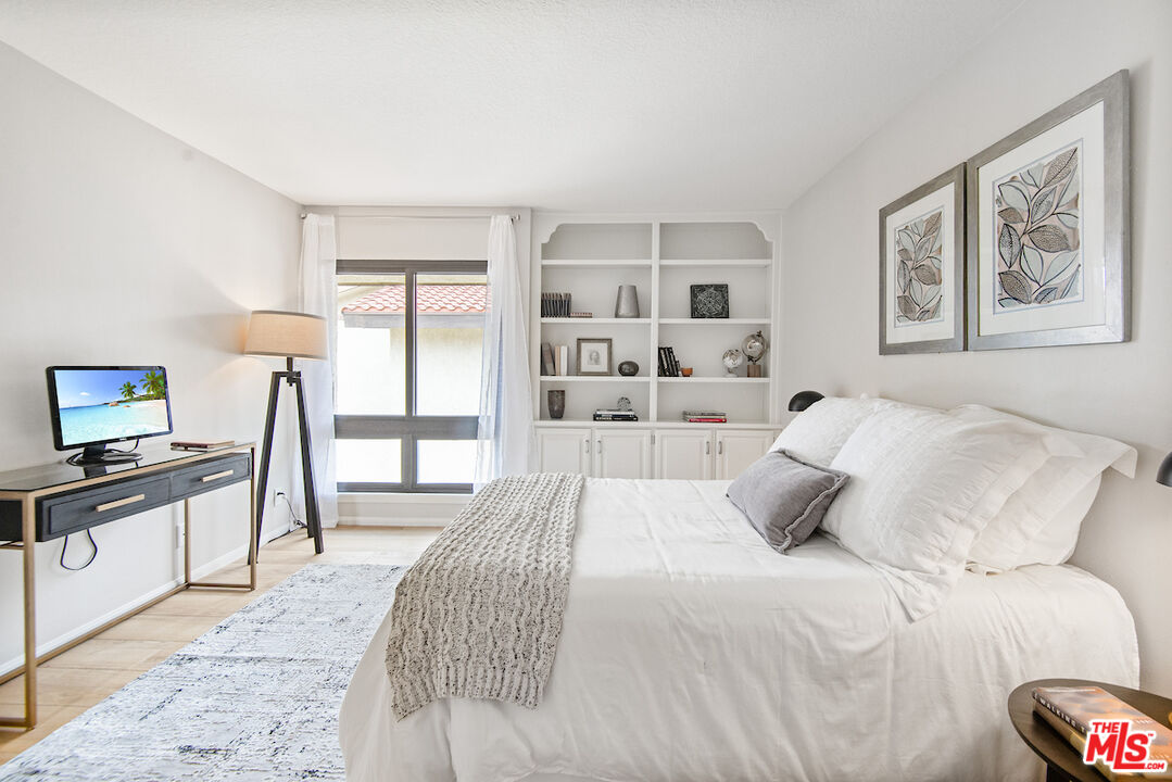 8512 Tuscany Ave Unit: 406