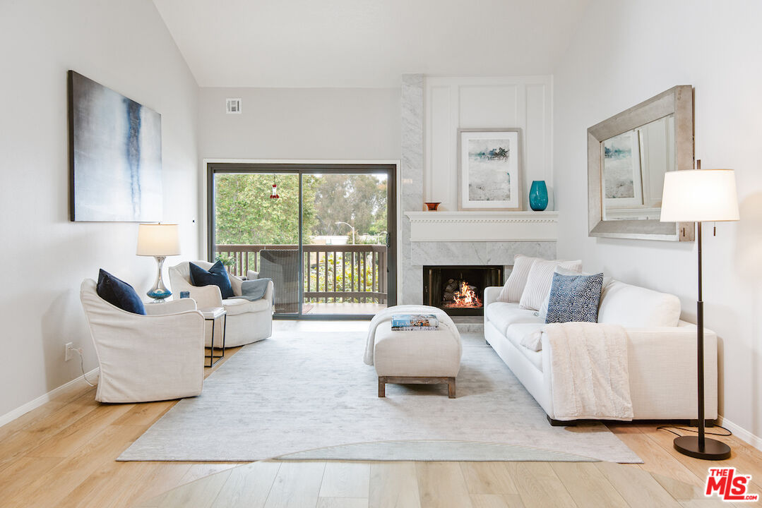 8512 Tuscany Ave Unit: 406