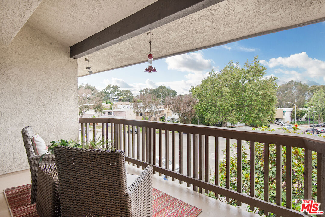 8512 Tuscany Ave Unit: 406