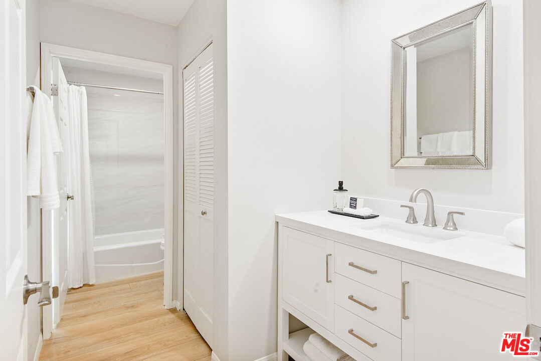 8512 Tuscany Ave Unit: 406