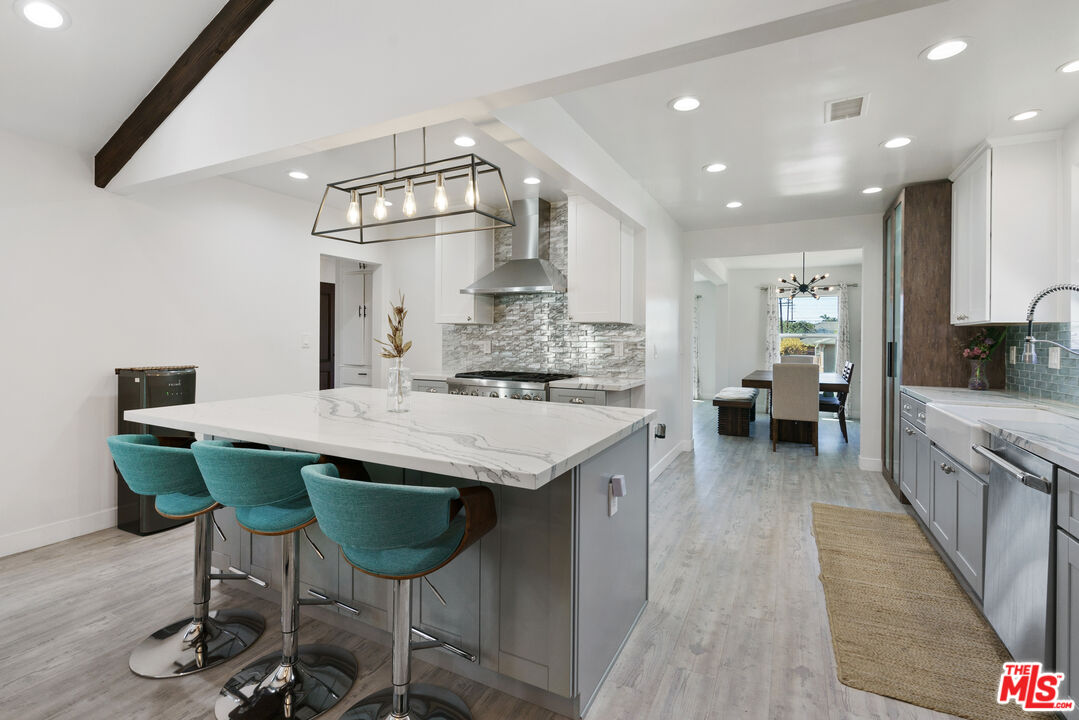 7970 Chase Ave, Playa Vista