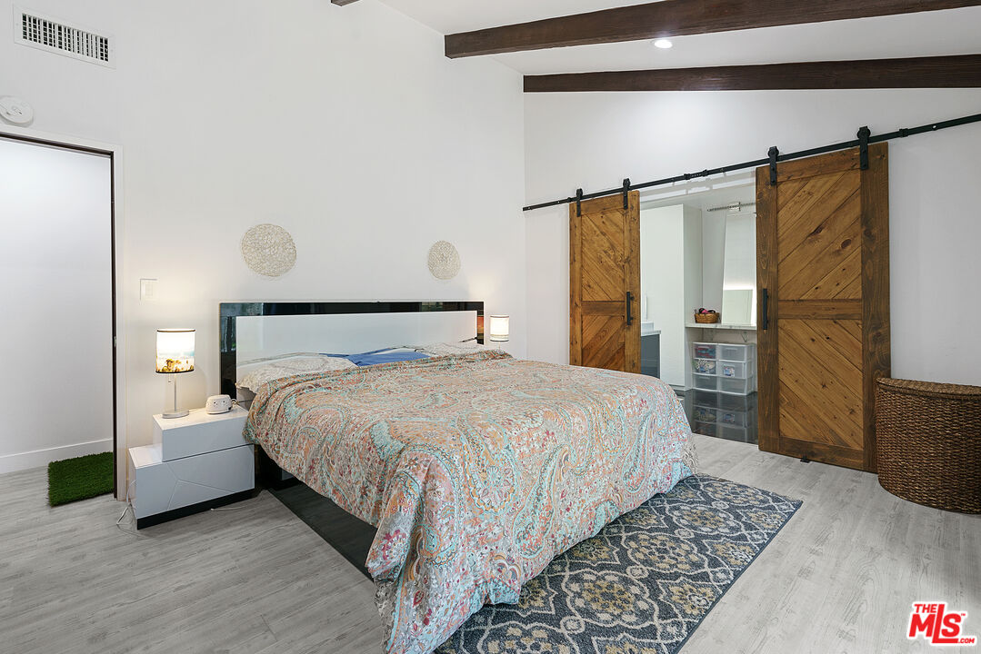 7970 Chase Ave, Playa Vista
