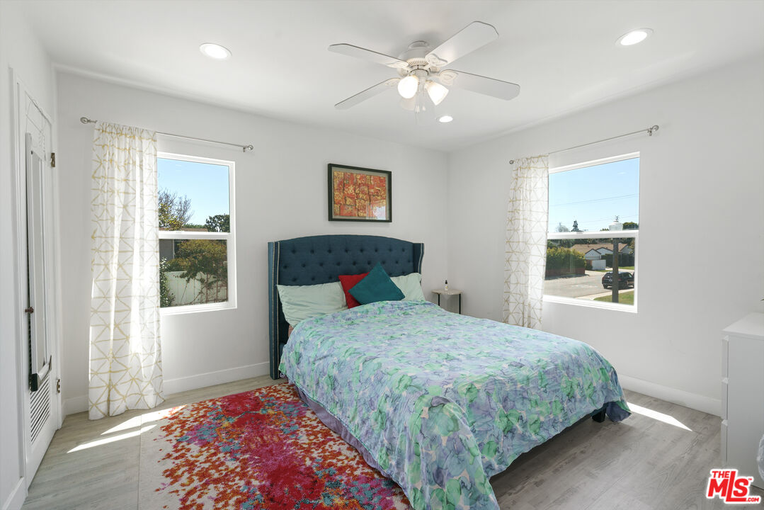 7970 Chase Ave, Playa Vista