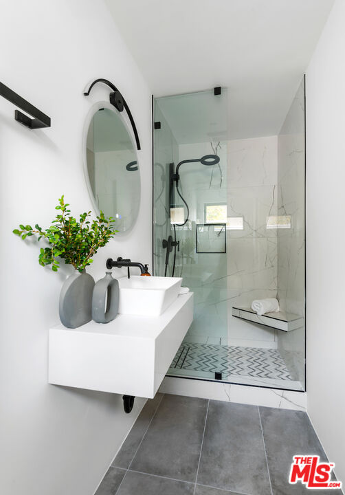 3034 Dona Nenita Pl, Studio City