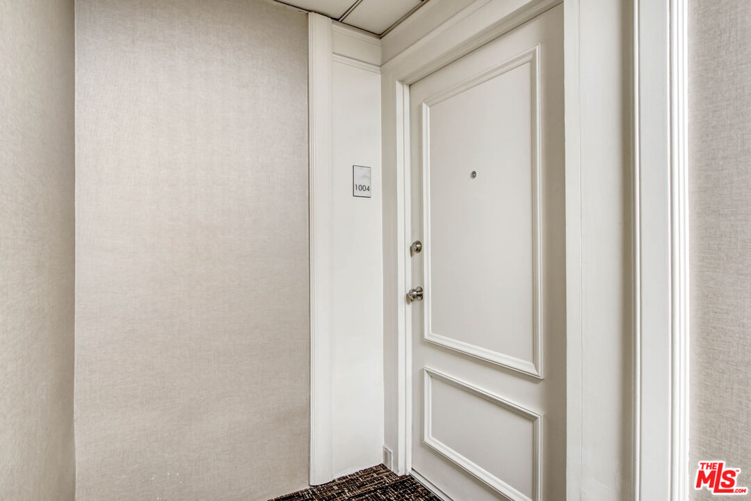 10501 Wilshire Blvd Unit: 1004