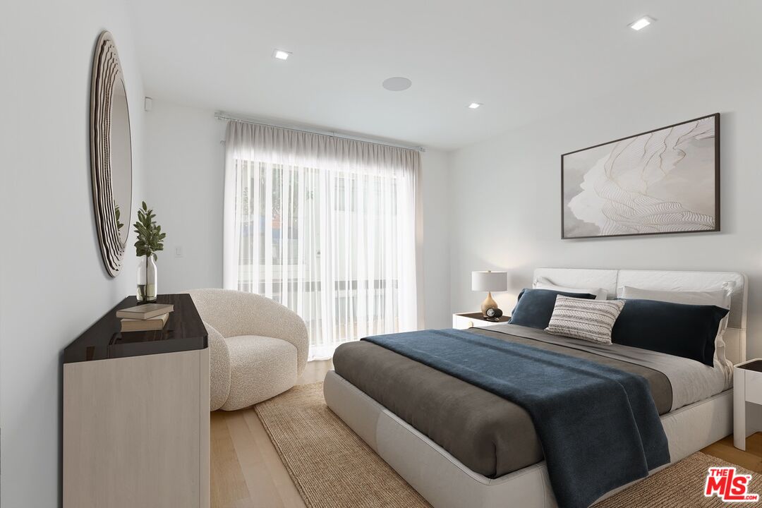 723 Westmount Dr Unit: 106