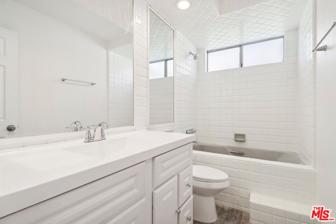 27526 Bernina Ave, Santa Clarita