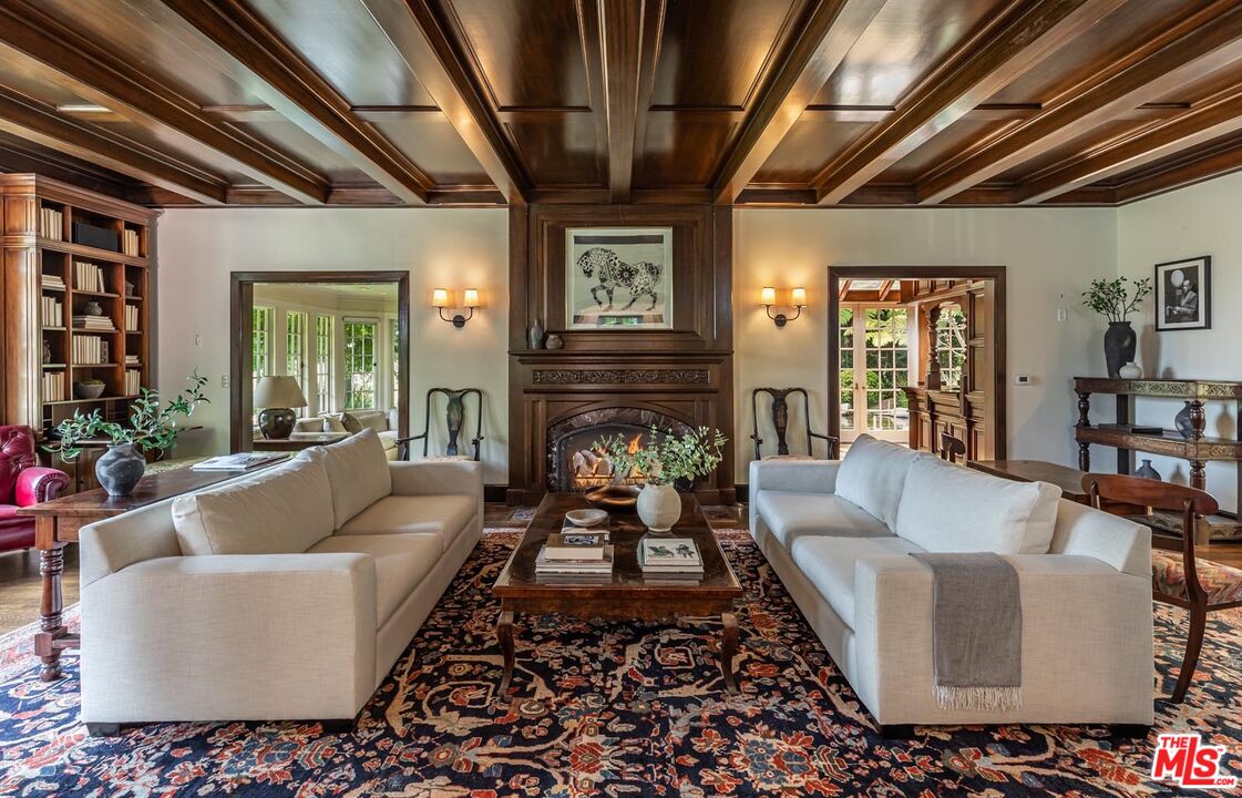 1475 N Doheny Dr, Hollywood Hills
