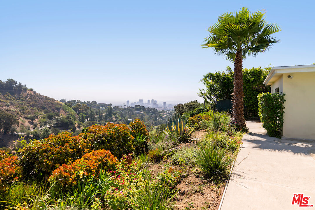 11343 Chalon Rd, Bel Air