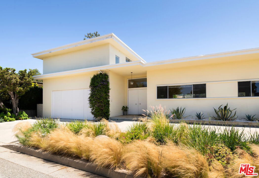 11343 Chalon Rd, Bel Air