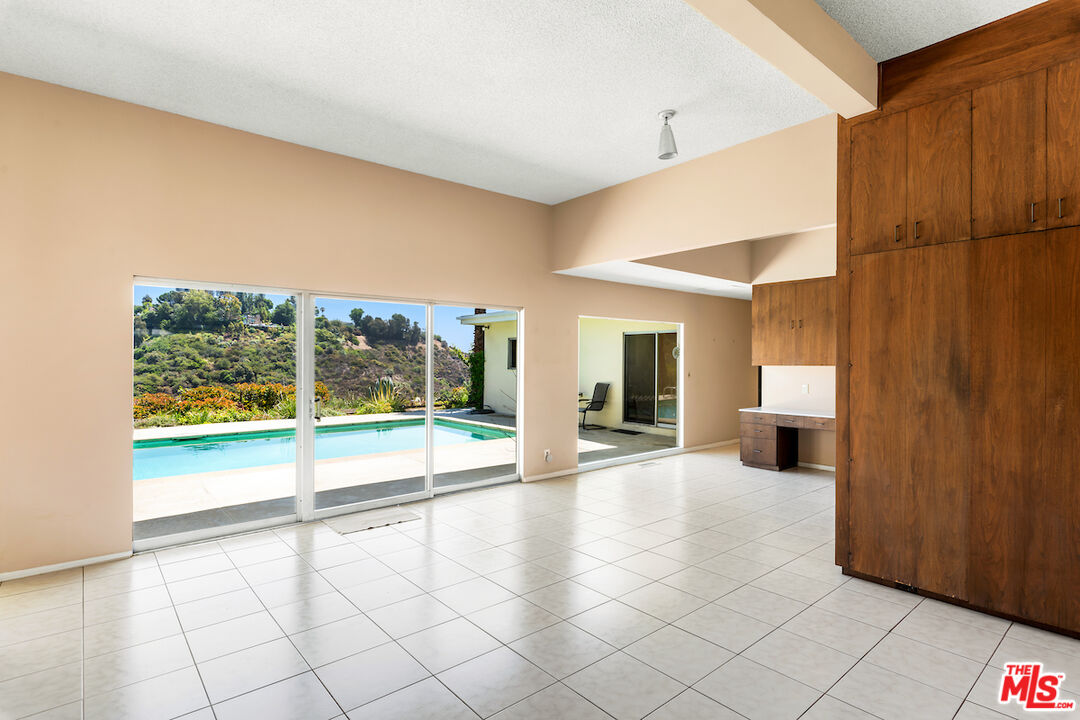 11343 Chalon Rd, Bel Air