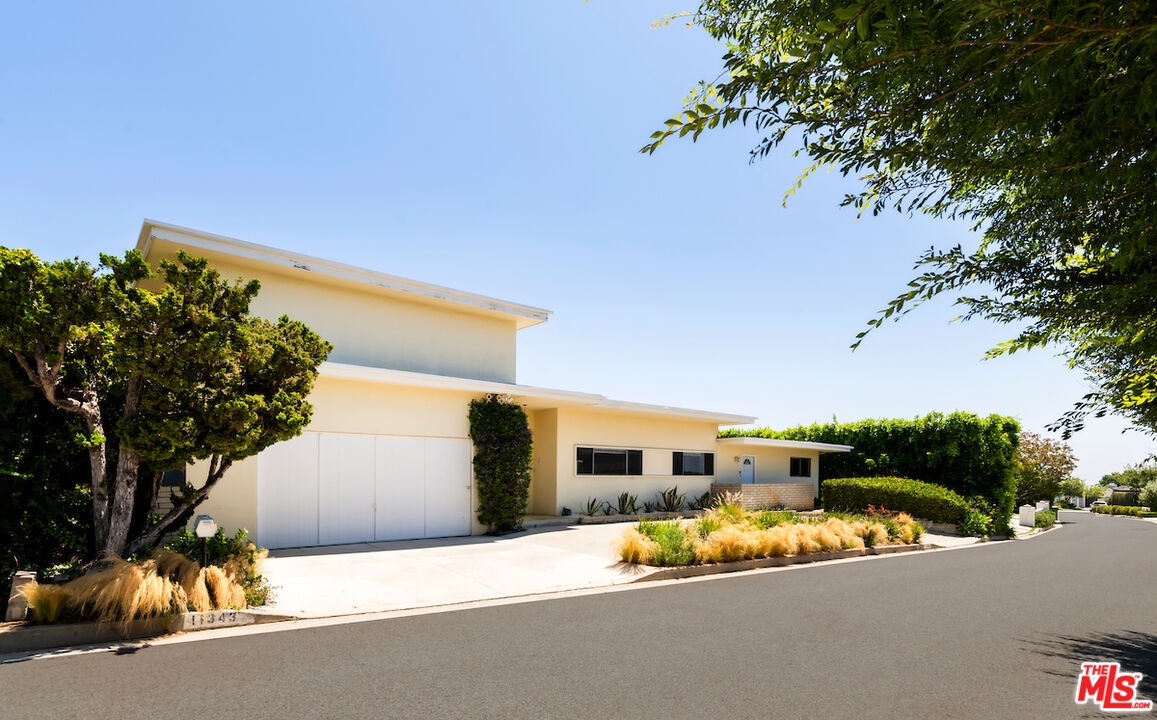 11343 Chalon Rd, Bel Air