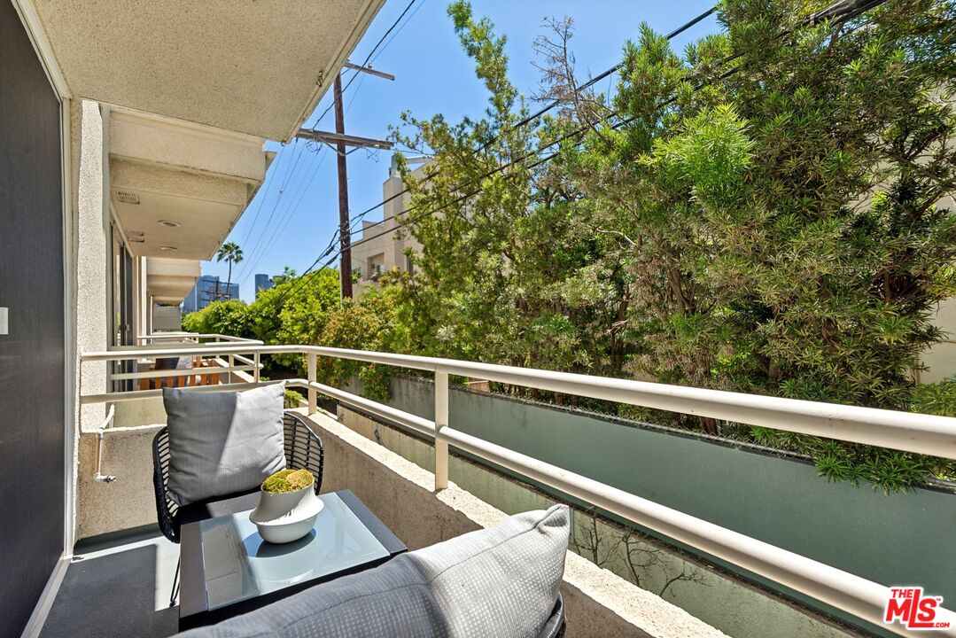 10644 Wilkins Ave Unit: 103, Westwood