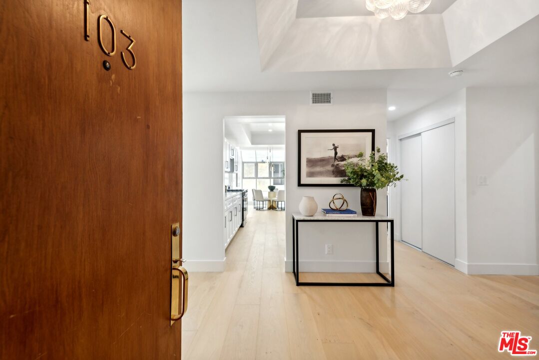 10644 Wilkins Ave Unit: 103, Westwood