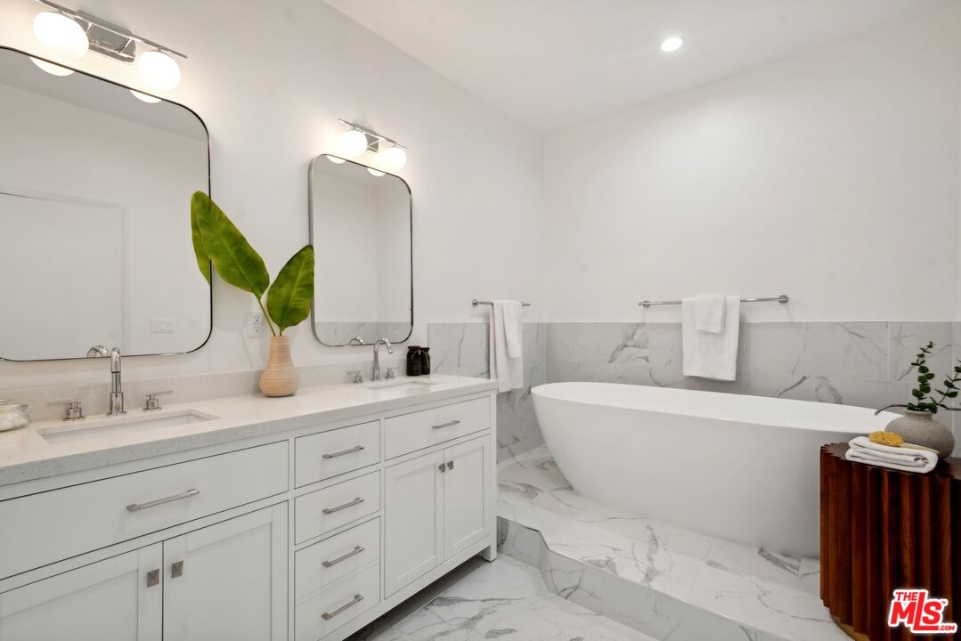 10644 Wilkins Ave Unit: 103, Westwood