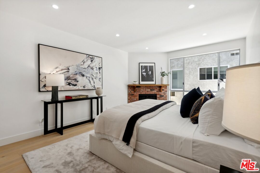10644 Wilkins Ave Unit: 103, Westwood