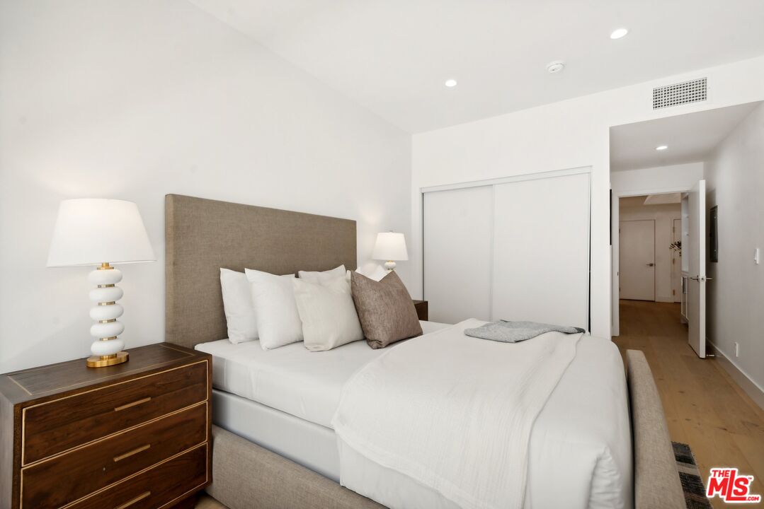 10644 Wilkins Ave Unit: 103, Westwood