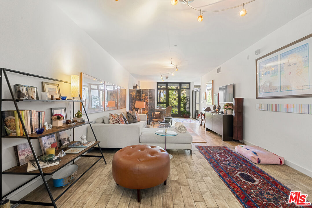 13045 Pacific Prome Unit: 324, Playa Vista