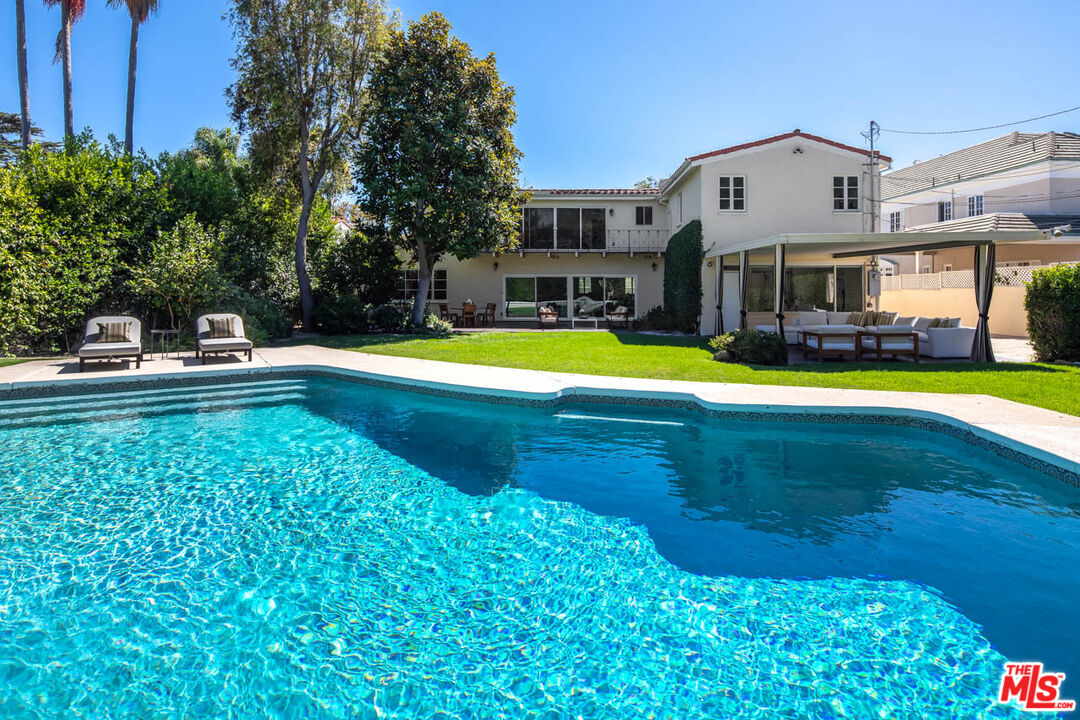 712 Walden Dr, Beverly Hills