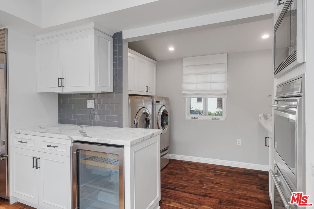 200 S McCarty Dr, Beverly Hills