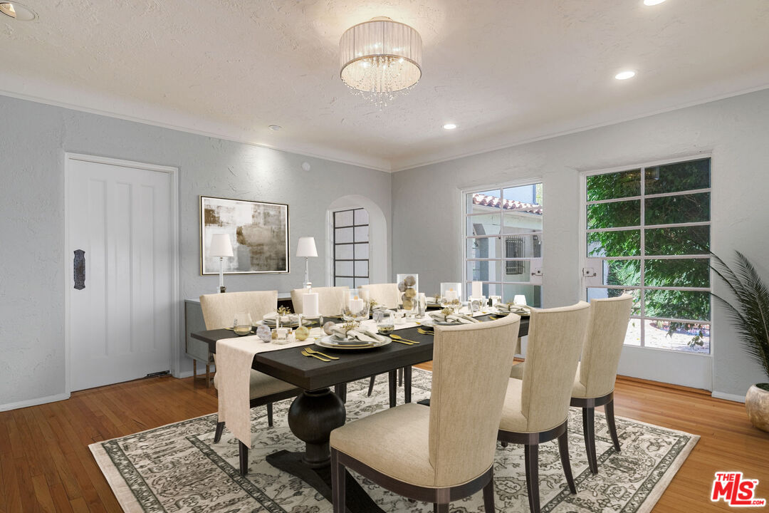 200 S McCarty Dr, Beverly Hills