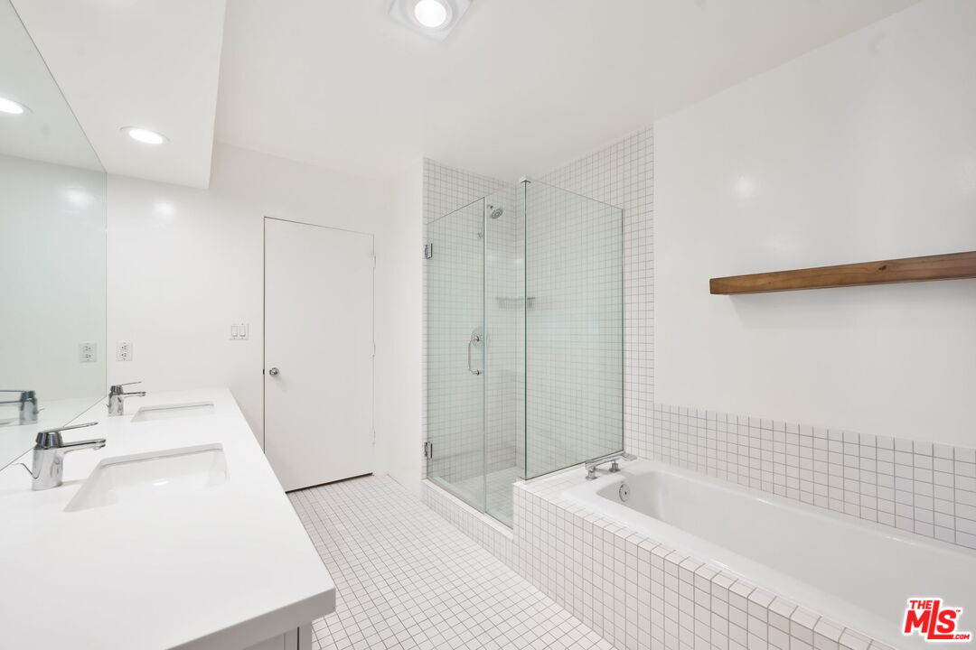 1401 Camden Ave Unit: 5