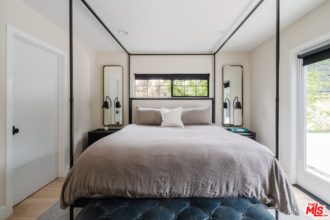 9031 Elevado Ave, West Hollywood 