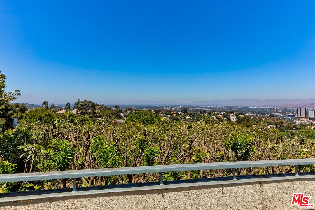 3345 Wonder View Dr, Hollywood Hills