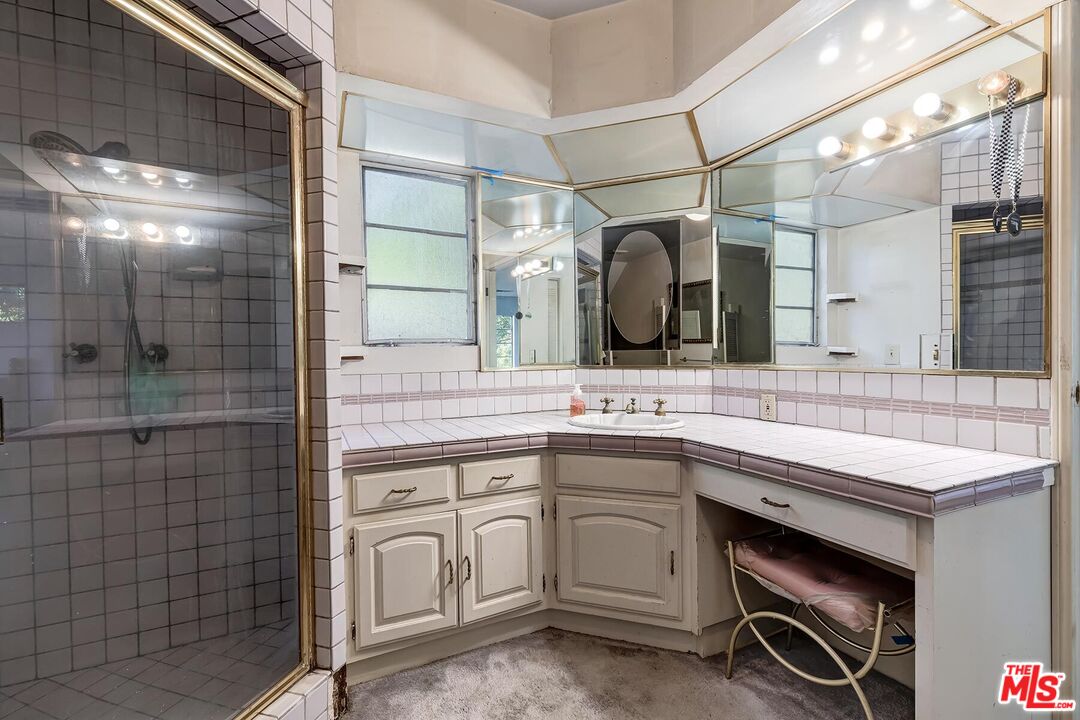 3345 Wonder View Dr, Hollywood Hills