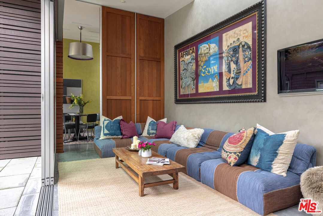 Private Address, Santa Monica