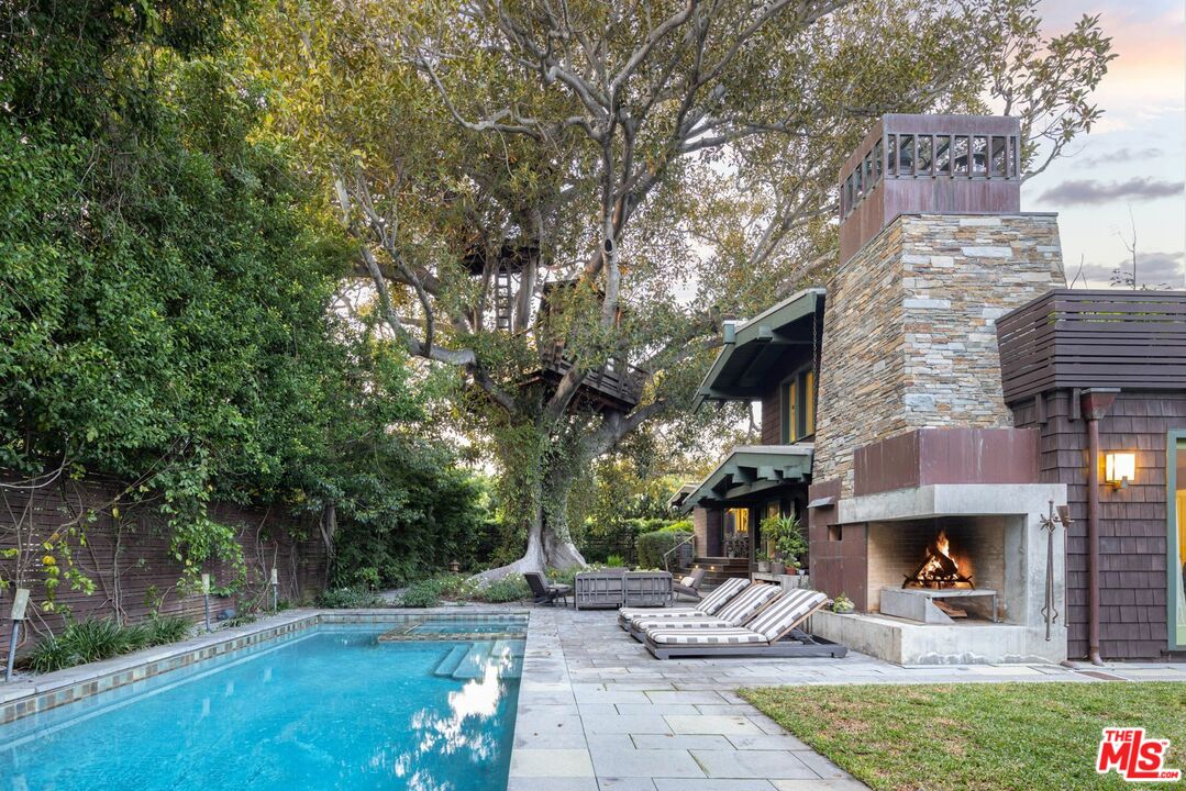 Private Address, Santa Monica
