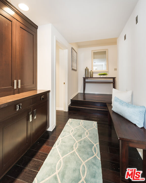 11667 Gorham Ave Unit: 206, Brentwood