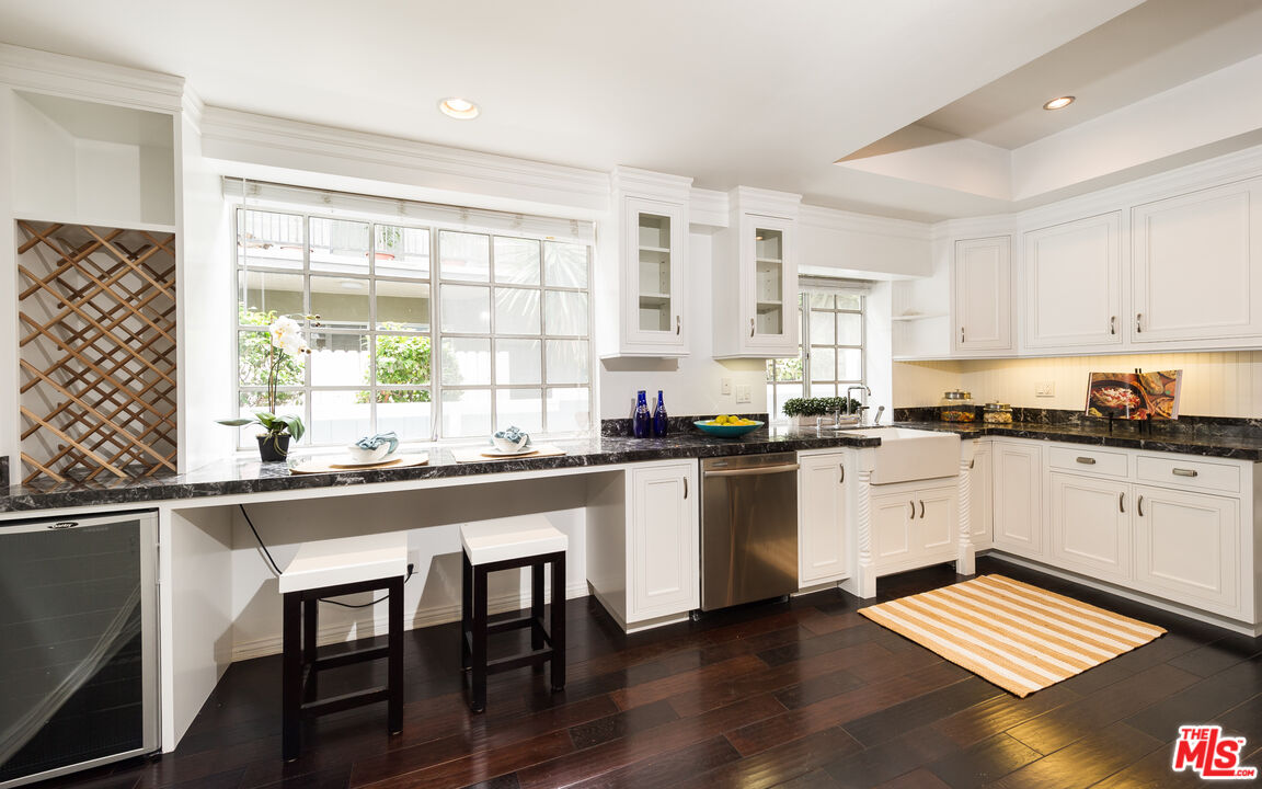 11667 Gorham Ave Unit: 206, Brentwood