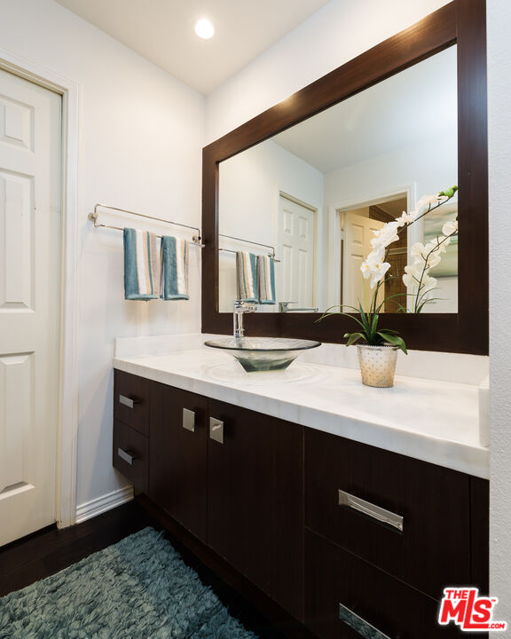 11667 Gorham Ave Unit: 206, Brentwood