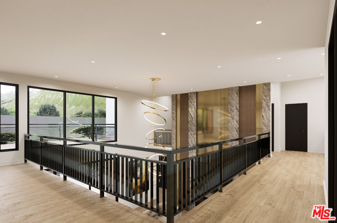 18157 Knoll Hill