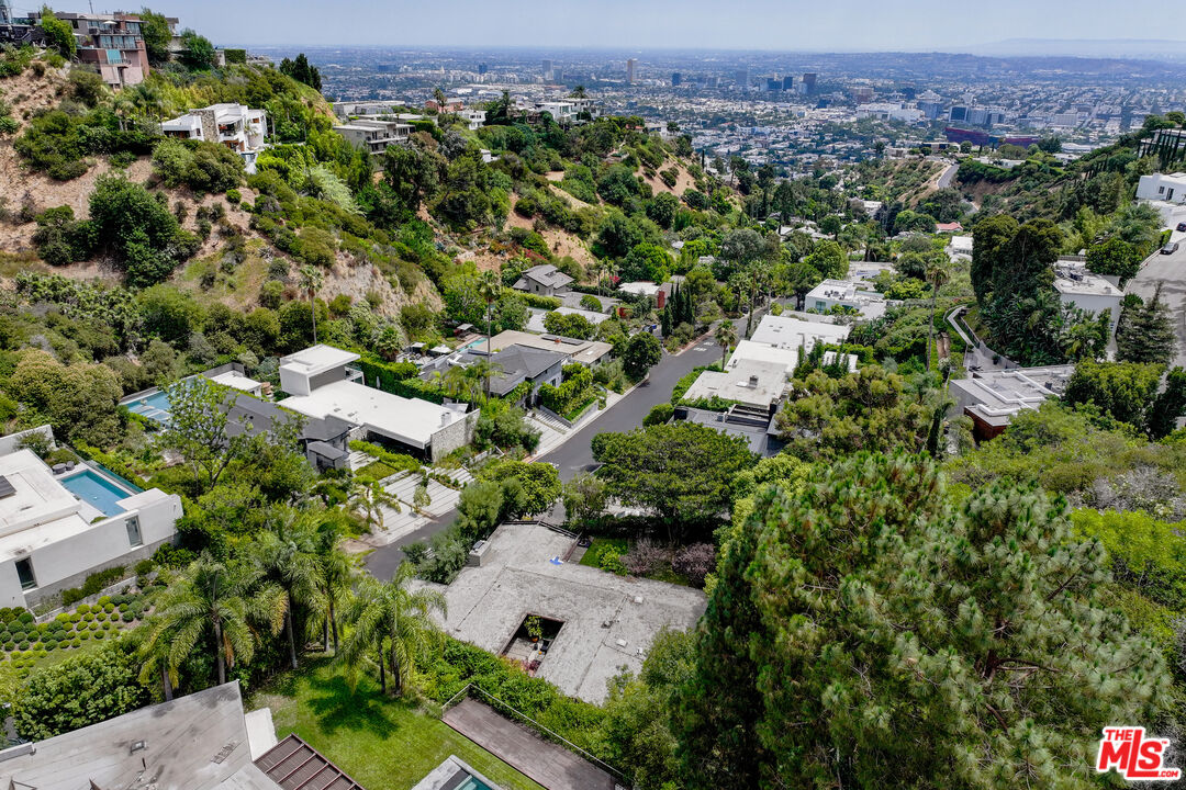 1601 Rising Glen Rd, Sunset Strip