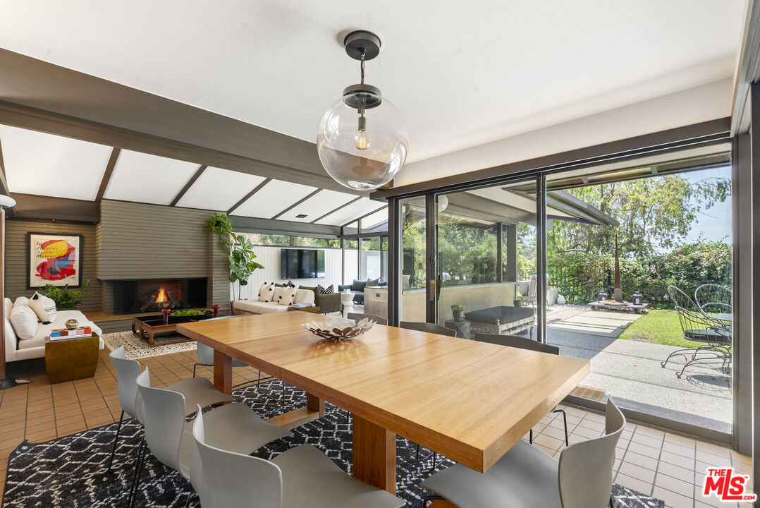 1601 Rising Glen Rd, Sunset Strip