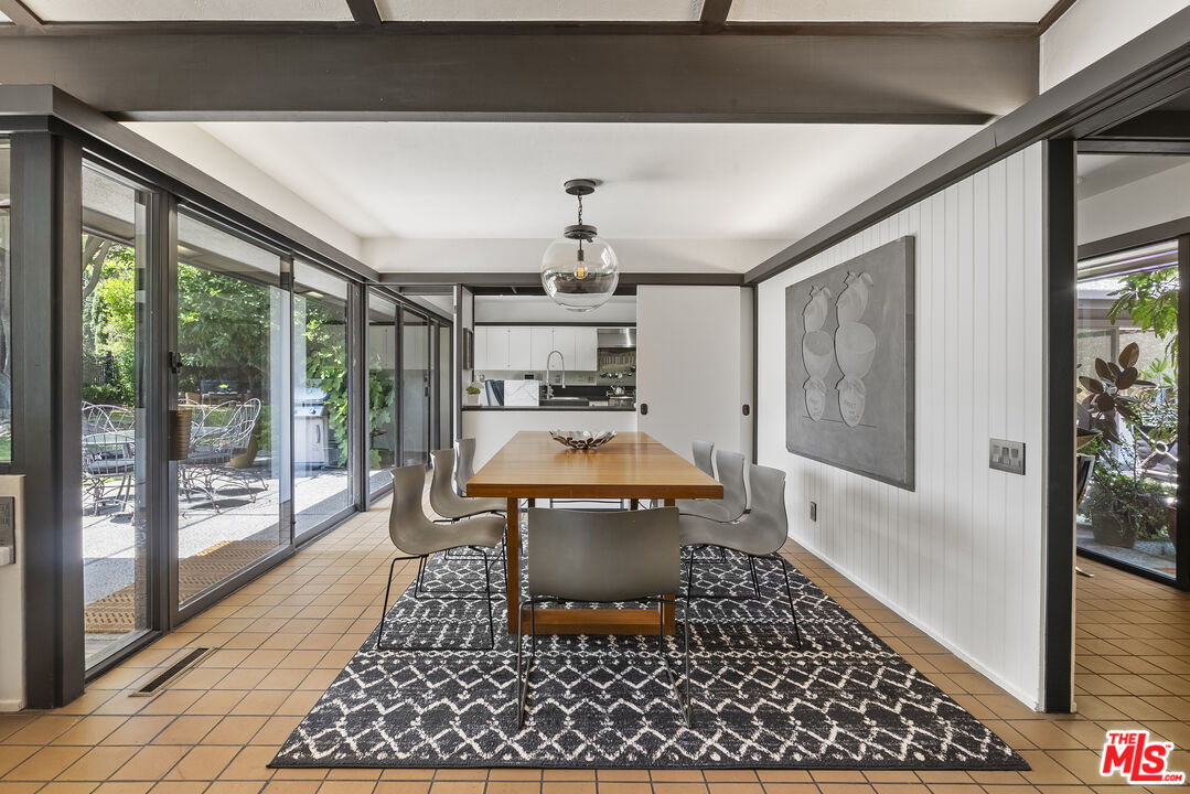 1601 Rising Glen Rd, Sunset Strip