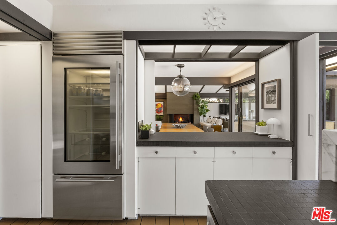 1601 Rising Glen Rd, Sunset Strip