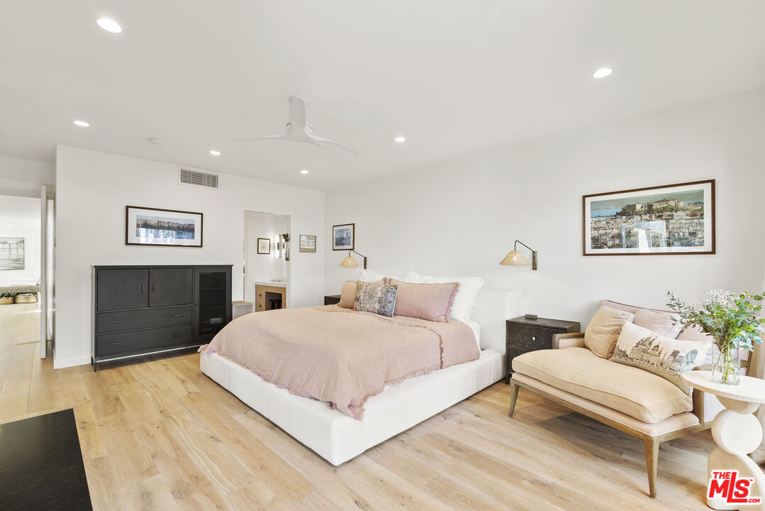 10 Ocean Park Blvd Unit: 2, Santa Monica