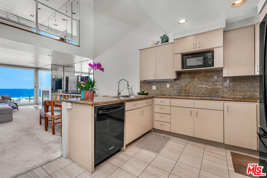 6 Eastwind St Unit: 330