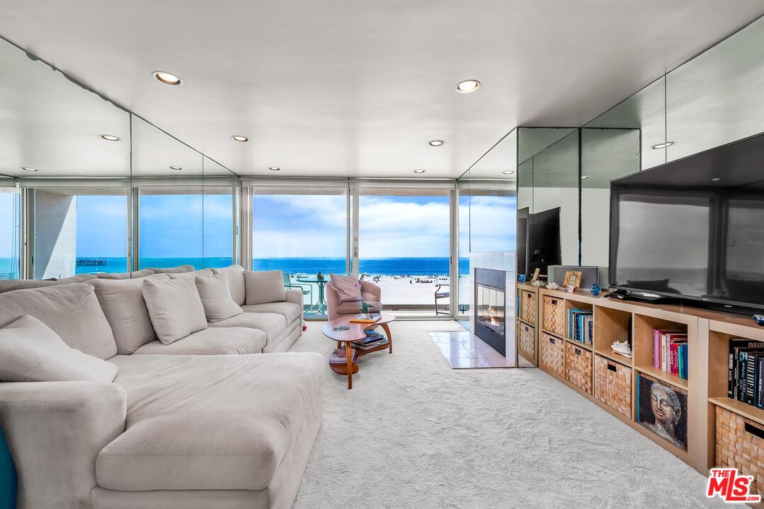 6 Eastwind St Unit: 330