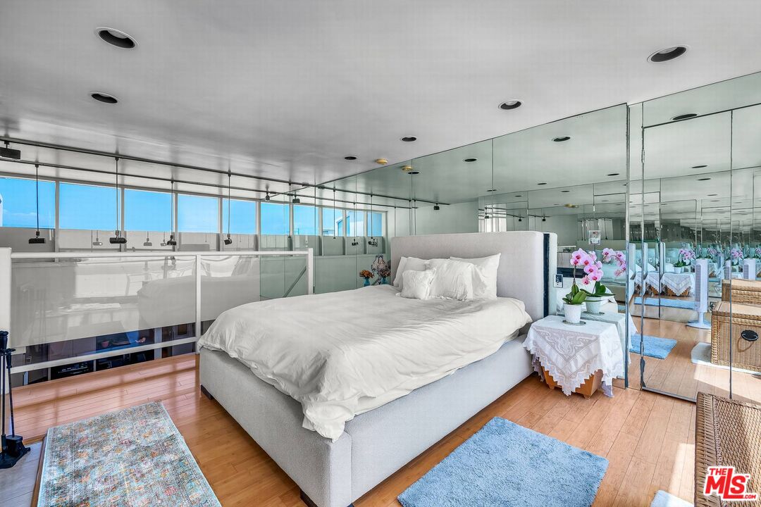 6 Eastwind St Unit: 330