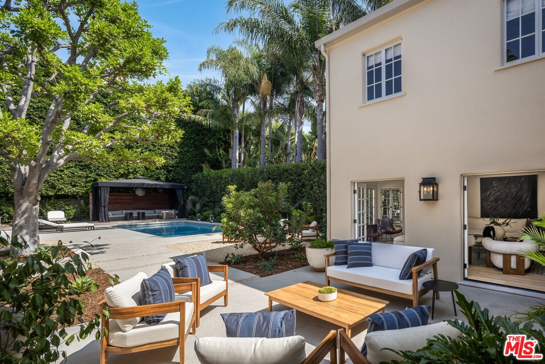 854 N Orlando Ave, West Hollywood