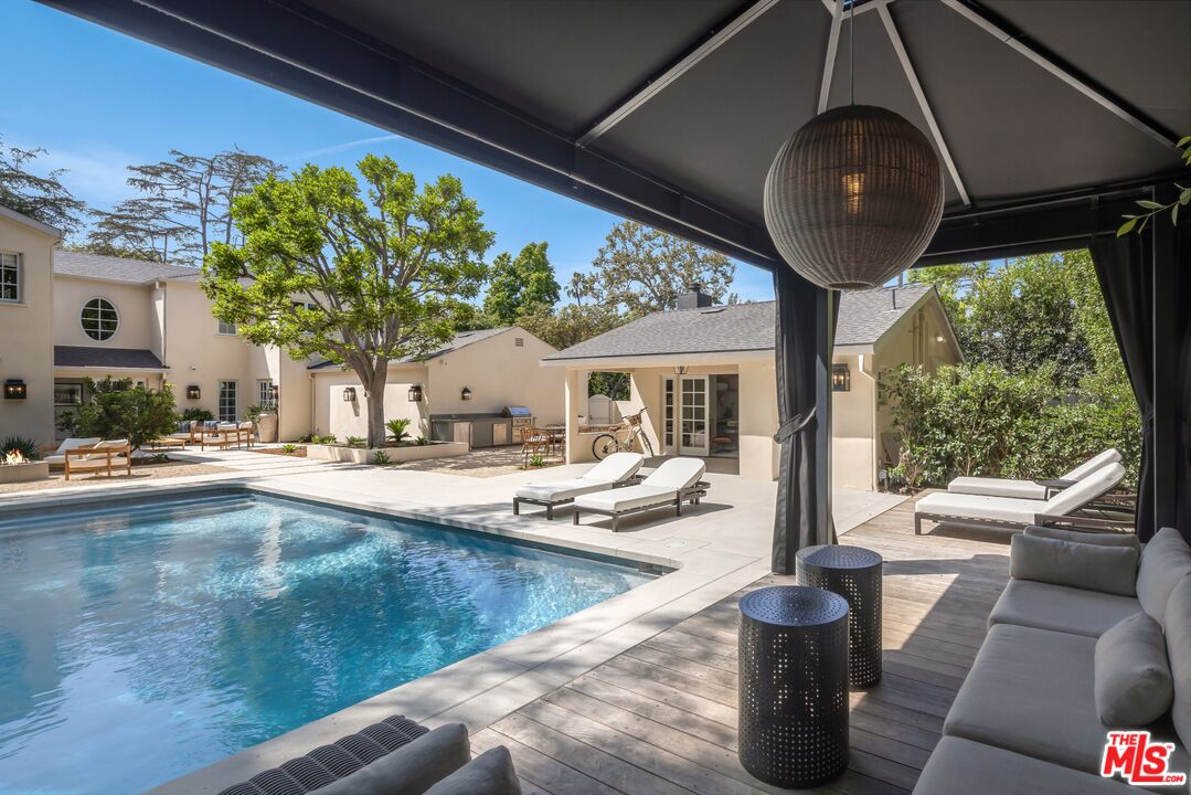 854 N Orlando Ave, West Hollywood