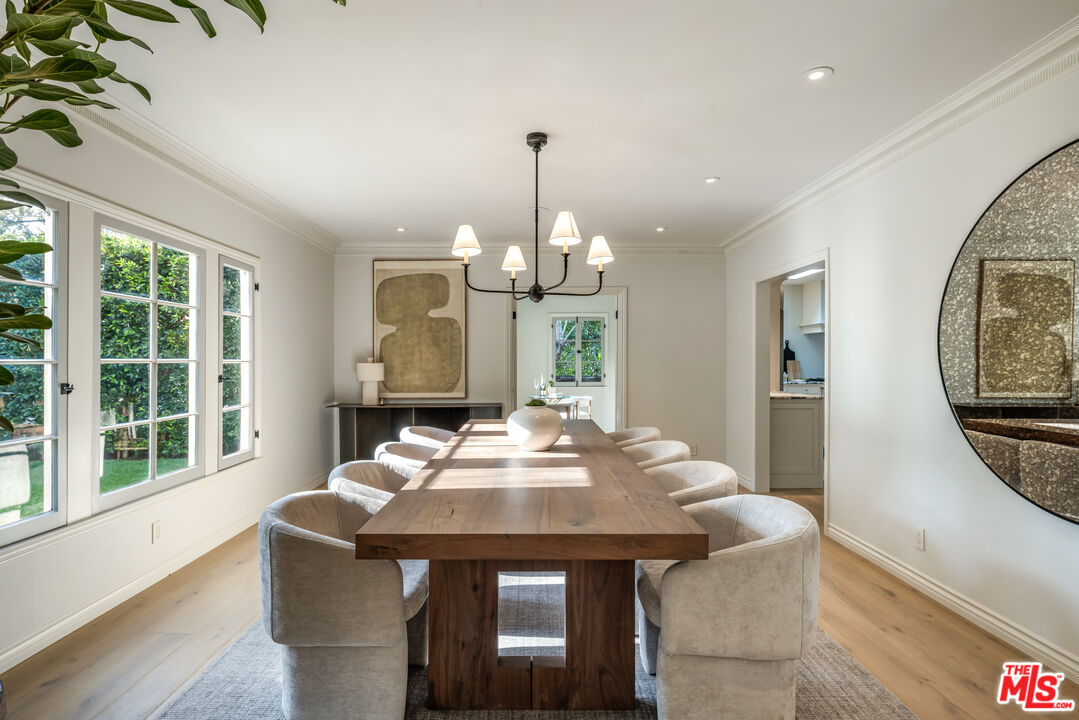 854 N Orlando Ave, West Hollywood