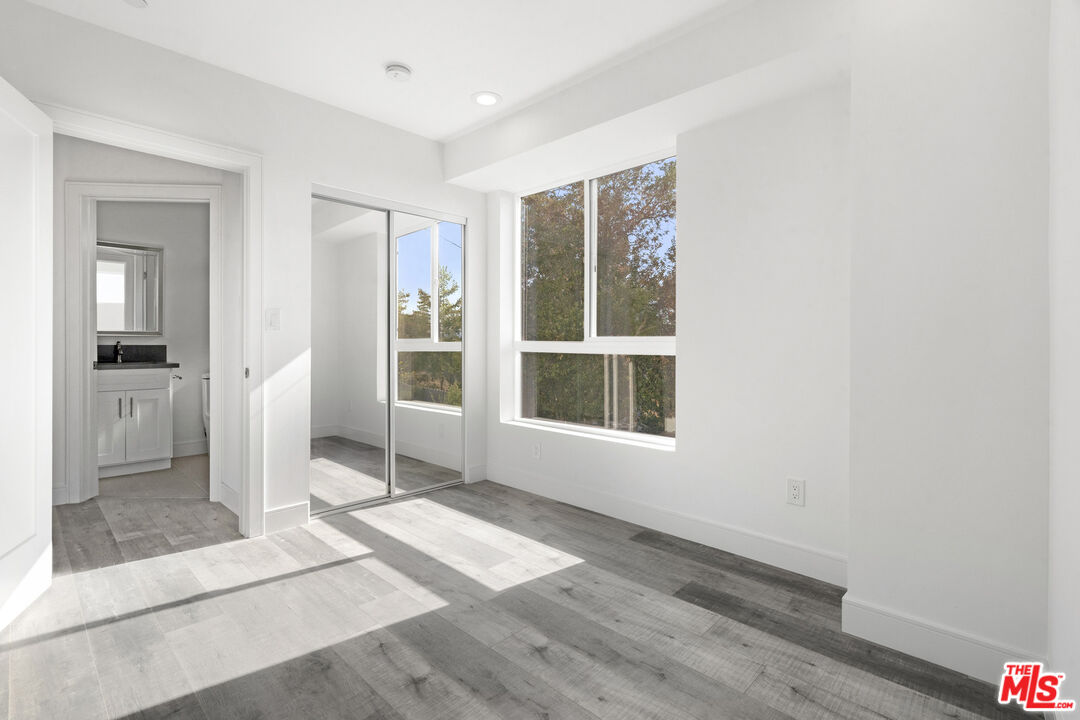 1655 Sargent Ct, Silver Lake